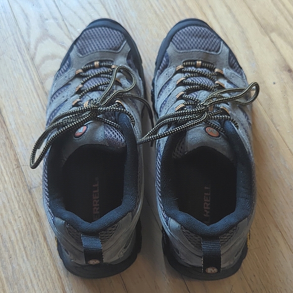 Men's size 9.5 Merrell Boots - Picture 2 of 6